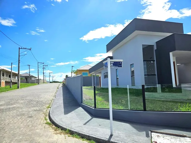 Imagem 9: CASA - ARARUAMA Casa com 3 dormitórios