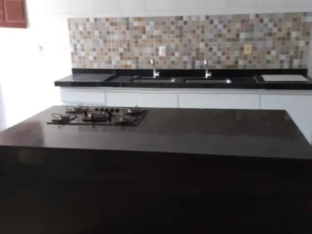 Imagem 8: CASA COM PISCINA