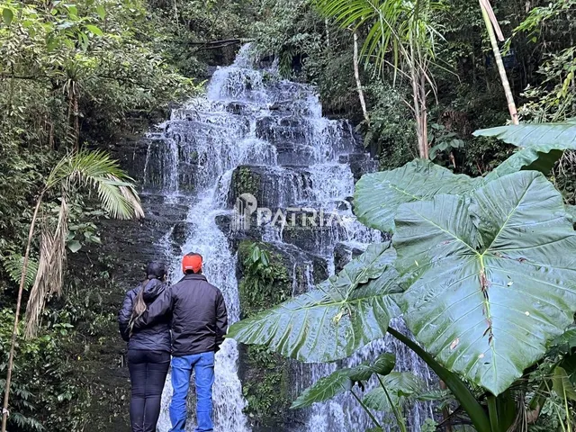 Imagem 1: ÁREA COM 2,25 HA, COM CASCATA, EM VERA CRUZ