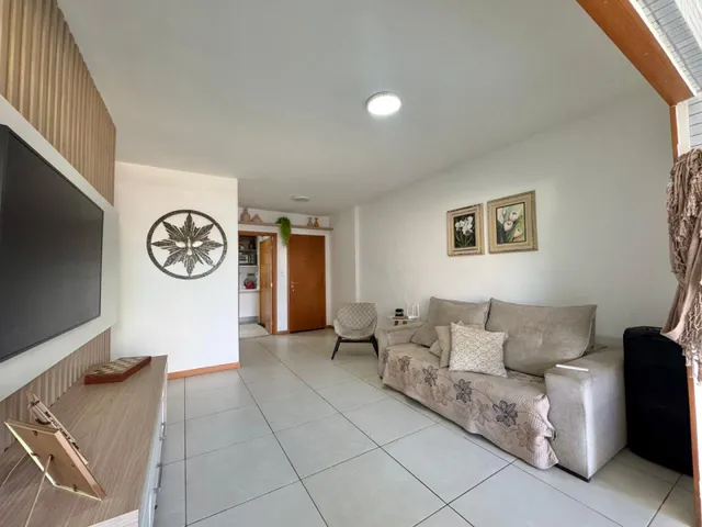 Imagem: O apartamento possui 4 Dormitórios, 1 Suíte, 2 Banheiros,
