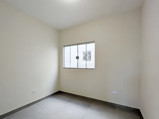 Imagem 2: CASA A VENDA - 03 quartos - sendo 01 suíte - Portal de Versalhes 1 - Londrina