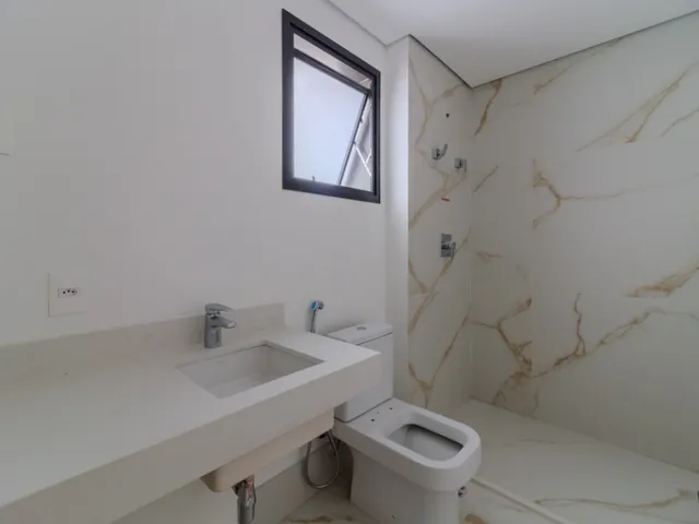 Imagem 12: Apartamento de Luxo na Vila Nova Conceição: 3 Quartos, 3 Suítes, 3 Salas, 5 Banheiros
