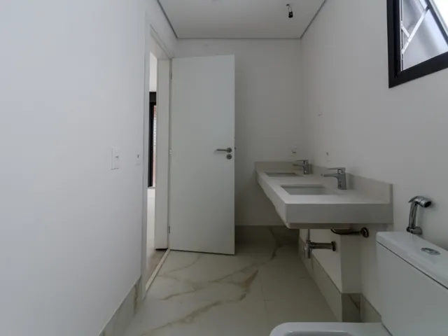 Imagem 11: Apartamento de Luxo na Vila Nova Conceição: 3 Quartos, 3 Suítes, 3 Salas, 5 Banheiros