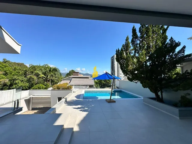 Imagem 12: BELÍSSIMA CASA ALTO PADRÃO NA CIDADE DE TIMBÓ/SC