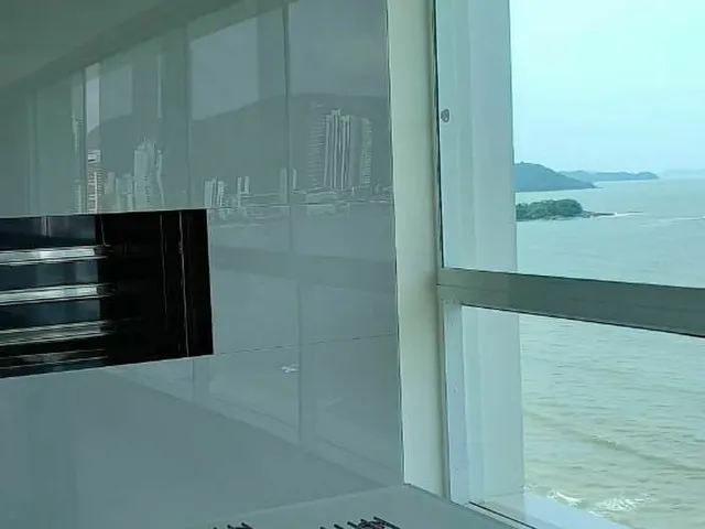 Imagem 10: Frente Mar Catarina de Alexandria Balneário Camboriú