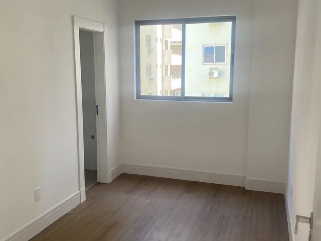 Imagem 10: Apartamento à venda no bairro Meia Praia - Itapema/SC