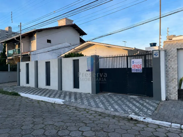 Imagem: Casa à venda no bairro Centro - Itajaí/SC