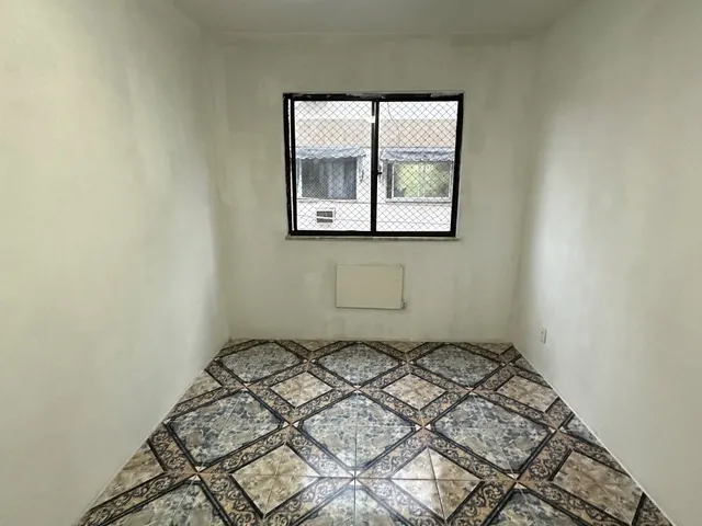 Imagem 4: Apartamento para locação em Bangu, Rio de Janeiro - 2 quartos, 1 sala, 1 banheiro, 1