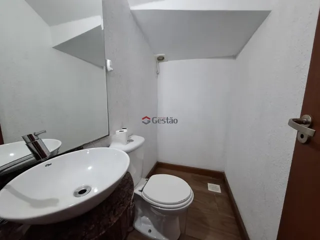 Imagem 9: Lindo Sobrado com 03 dormitórios para Alugar em Canoas - Bairro Igara