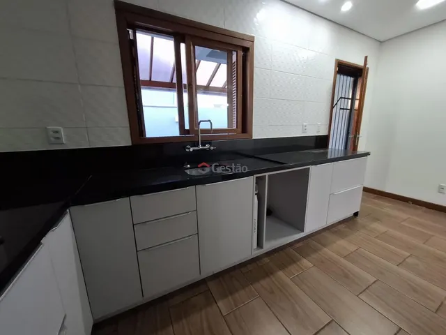 Imagem 10: Lindo Sobrado com 03 dormitórios para Alugar em Canoas - Bairro Igara