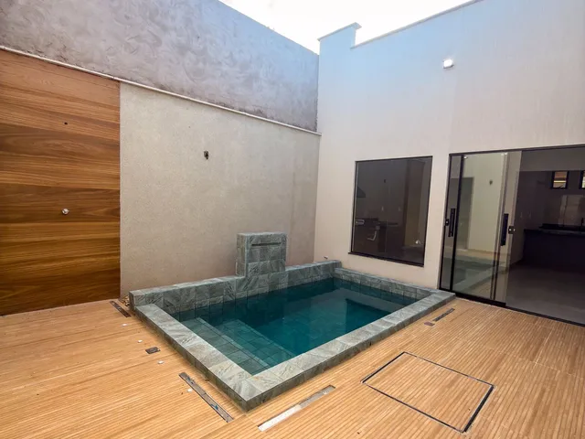 Imagem 12: Casa térrea com piscina + 3 suítes ampla no Jardim das Oliveiras