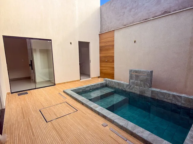 Imagem 9: Casa térrea com piscina + 3 suítes ampla no Jardim das Oliveiras