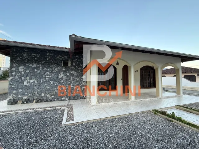 Imagem: CASA RESIDENCIAL em BRUSQUE - SC, SÃO PEDRO