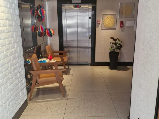 Imagem 10: Cobertura nova de frente para a praça