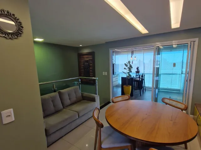 Imagem 7: Cobertura nova de frente para a praça