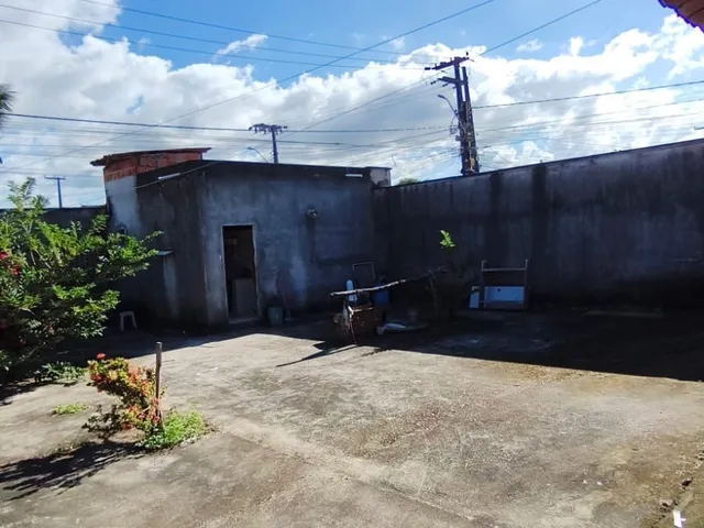 Imagem 2: DUAS CASAS + PONTO COMERCIAL + TERRENO 810M² NO SIQUEIRA EM FORTALEZA-CE