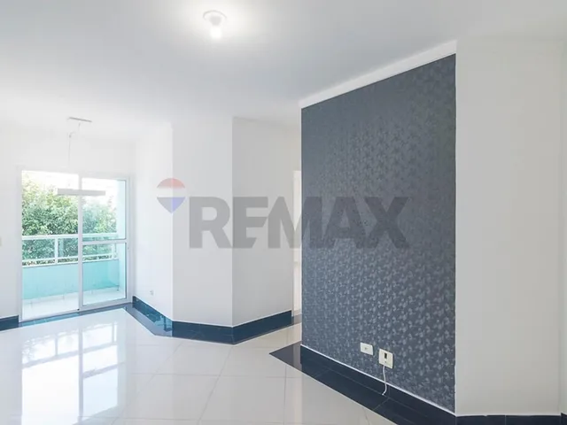 Imagem: O apartamento possui 2 Dormitórios, 1 Suíte, 2 Banheiros,