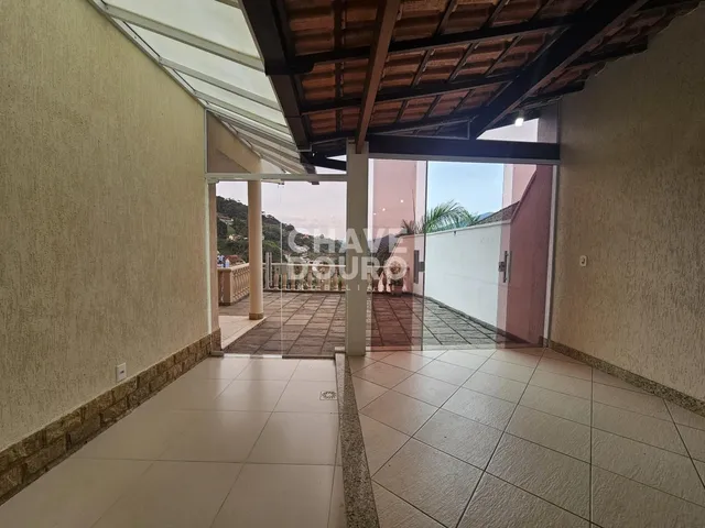 Imagem 2: Ampla casa de 4 quartos com área gourmet próxima de Agriões!