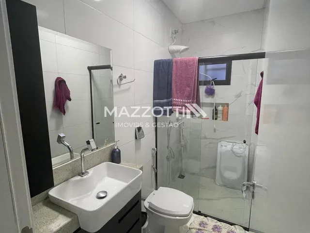 Imagem 4: CASA A VENDA COM PISCINA, CIDADE ALTA II, MEDIANEIRA - PR