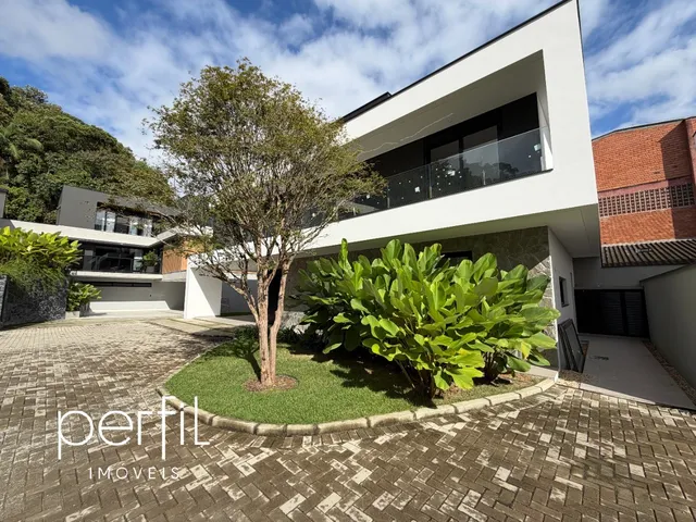 Imagem: Casa de Luxo em Condomínio na Glória