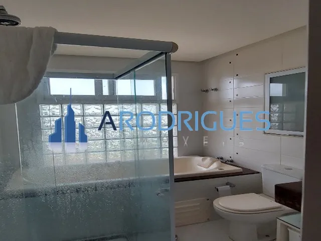 Imagem 3: Casa de Luxo em Condomínio em Alphaville I, Salvador-BA: 4 Quartos, 4 Suítes, 2 Salas