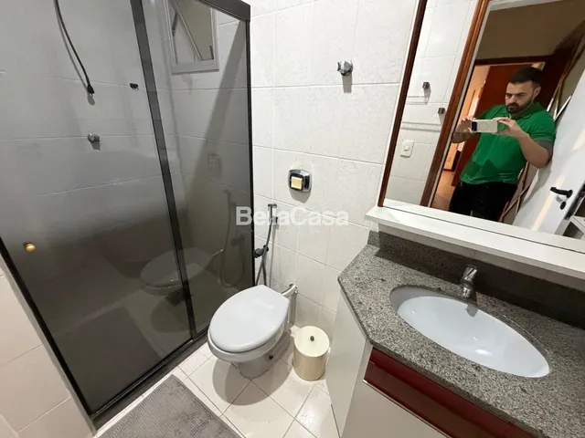 Imagem 12: Amplo apartamento a venda no Centro de Guarapari - 2 quartos + dependência de empregada
