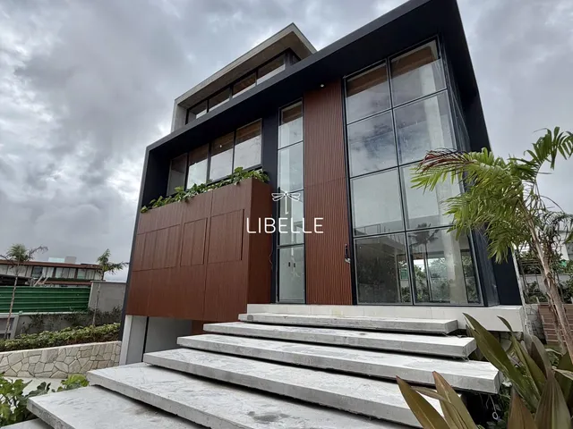 Imagem: Casa à venda 728 m² área privativa