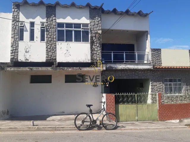 Imagem: Casa e lojas