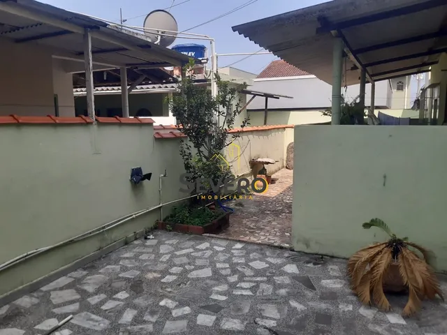 Imagem 4: Casa e lojas Casa com 5 dormitórios