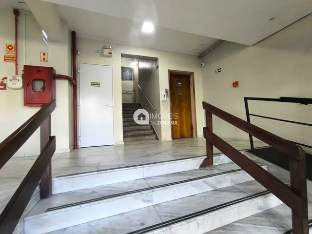 Imagem 2: Apartamento à venda no bairro Praia de Belas - Porto Alegre/RS