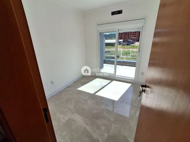 Imagem 3: Casa à venda no bairro Hípica - Porto Alegre/RS