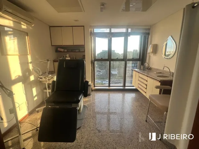 Imagem 11: SHLS 716 - CENTRO CLÍNICO SUL - LOCAÇÃO SALA COM ARMÁRIOS - 36 m² ÚTEIS E UMA VAGA