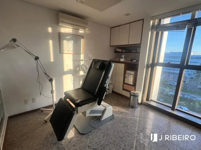 Imagem 7: SHLS 716 - CENTRO CLÍNICO SUL - LOCAÇÃO SALA COM ARMÁRIOS - 36 m² ÚTEIS E UMA VAGA
