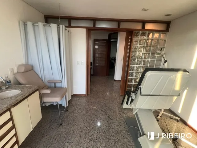 Imagem 8: SHLS 716 - CENTRO CLÍNICO SUL - LOCAÇÃO SALA COM ARMÁRIOS - 36 m² ÚTEIS E UMA VAGA