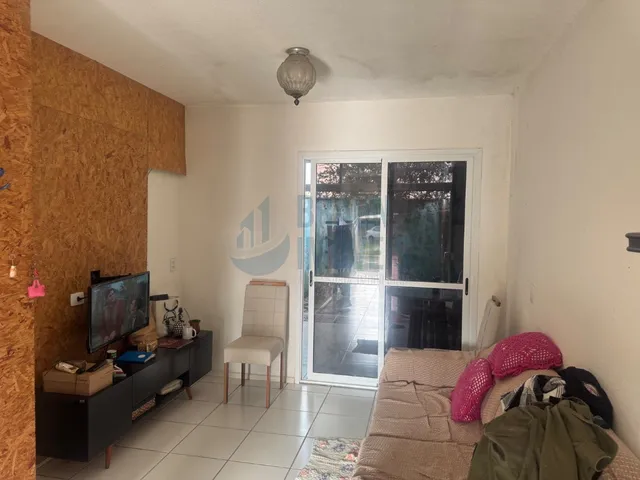 Imagem 2: CASA COM 2 DORMITÓRIOS À VENDA, 46 M² POR R$ 130.000,COM PÁTIO MURADO NOS FUNDOS