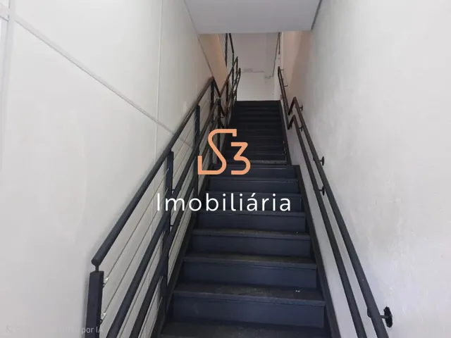 Imagem 5: Loja Comercial para Locação em Uberlândia - Jardim Patrícia: 1 Banheiro, 3 Vagas de