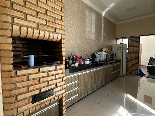 Imagem 2: Casa à venda no bairro Jardim Vitória - Patos de Minas/MG