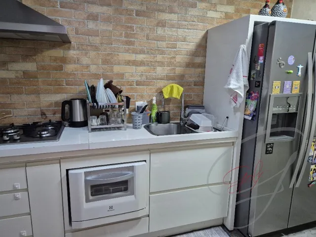 Imagem 15: Casa de Alto Padrão a Venda Dentro de Condomínio na Vila São Francisco!