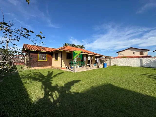 Imagem 5: Casa linear com 600m² de terreno, 03 quartos e amplo jardim gramado, no Bairro Peixe