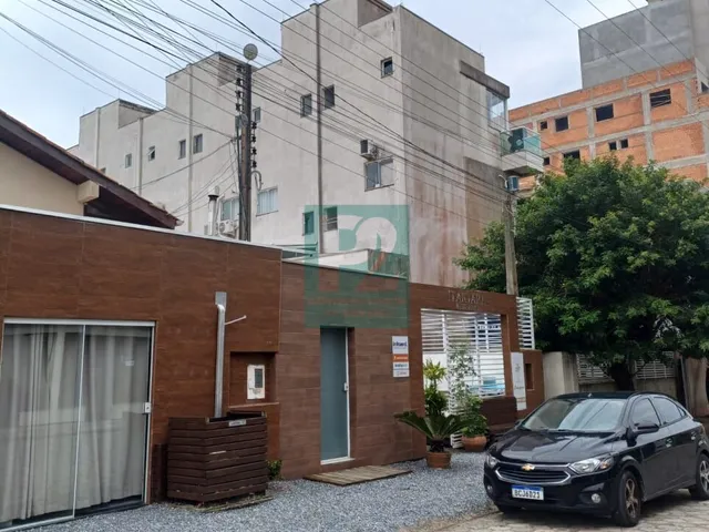 Imagem 15: Alta Rentabilidade em Bombinhas: Estrutura Pronta para Hospedagem e Locação em Canto Grande - Bombinhas, Sc