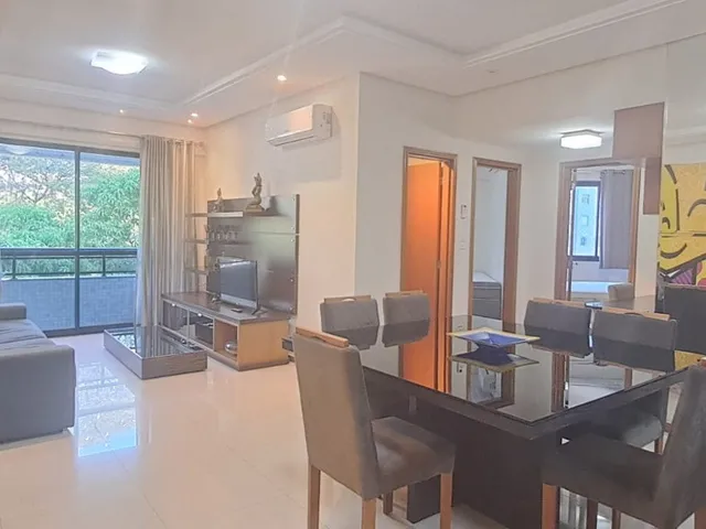 Imagem: Apartamento mobiliado com vista para a Praça