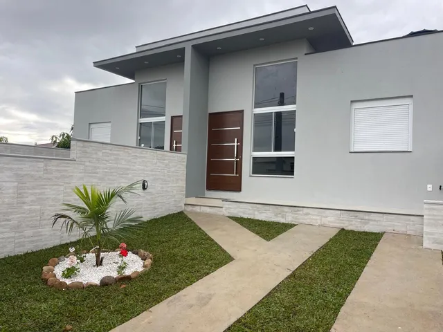 Imagem: Linda Casa Geminada de 3 Quartos (1 Suíte)