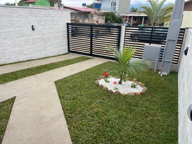 Imagem 7: Linda Casa Geminada de 3 Quartos (1 Suíte) na Passagem do Maciambu em Palhoça/SC!