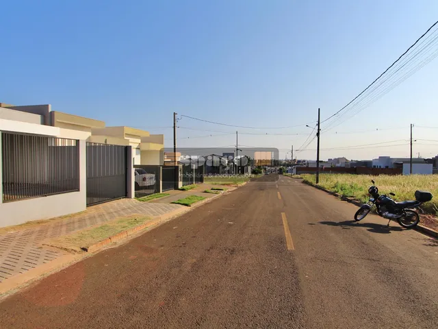 Imagem 4: Casa com 2 dormitórios e garagem para locação, MEDIANEIRA - PR