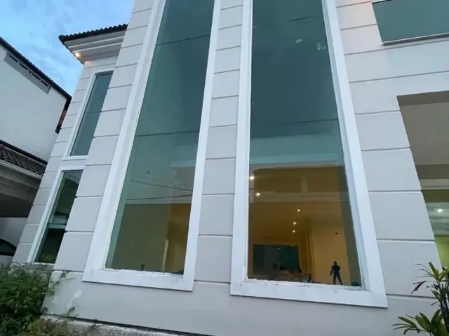 Imagem 4: Casa de Alto Padrão à Venda em Campo Grande - RJ 3 Quartos, 3 Suítes, 3 Vagas