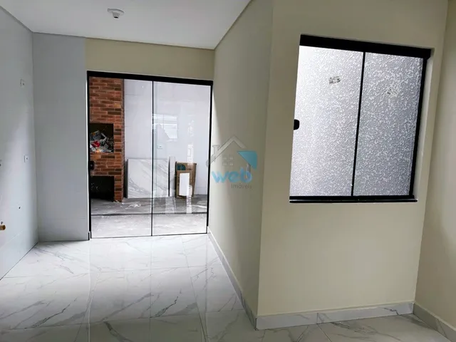 Imagem 7: Sobrado, três quartos, sala, edicula com churrasqueira, ótima localização