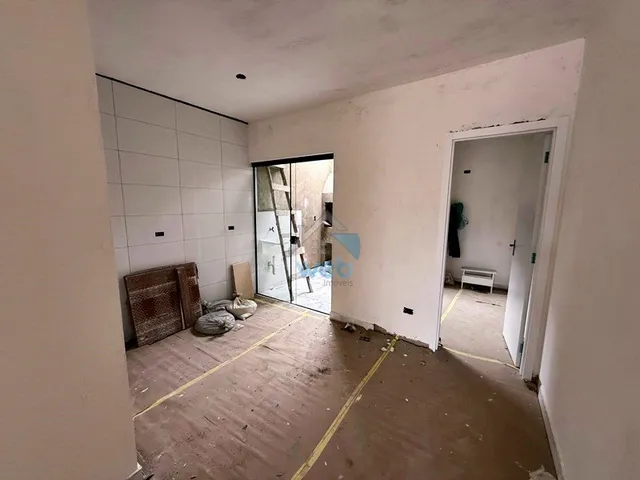 Imagem 7: Casas com dois quartos à venda na região do Tatuquara, próximo à Rua Marcos Bertoldi