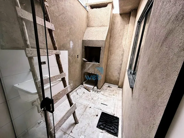 Imagem 2: Casas com dois quartos à venda na região do Tatuquara, próximo à Rua Marcos Bertoldi
