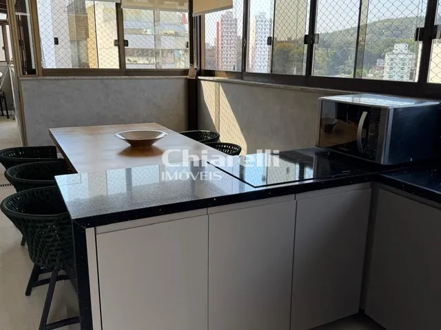 Imagem 14: Cobertura de luxo à venda em Icaraí, Niterói-RJ: 3 quartos, 1 suíte, 2 vagas, 200m²