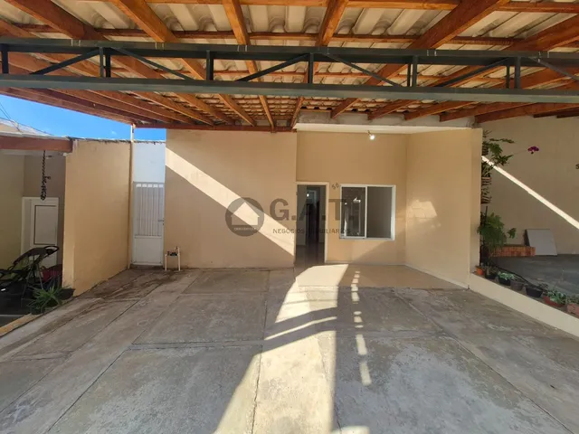 Imagem: A casa em condomínio possui 3 Dormitórios, 1 Suíte, 1